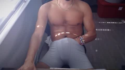 caliwine1306 online show from April 2026 05:54:02 PM