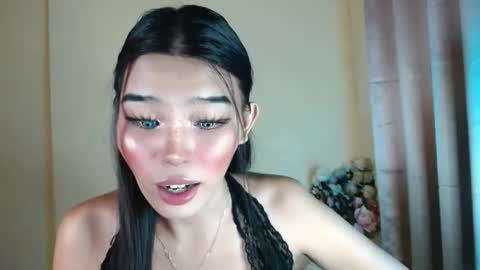 Snapshot of call_me__anna chatting on January 2025 12:24:01 AM Anna online show from January 2025 12:24:01 AM