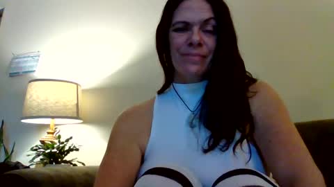 Snapshot of calli_girl420 chatting on January 2025 09:29:01 PM Calli online show from January 2025 09:29:01 PM