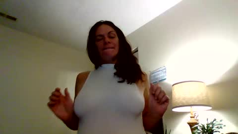 Snapshot of calli_girl420 chatting on February 2025 04:57:01 AM Calli online show from February 2025 04:57:01 AM