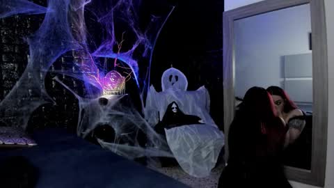 calliope_dark online show from October 2025 03:24:02 PM