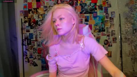 Robin online show from October 2025 11:03:01 AM