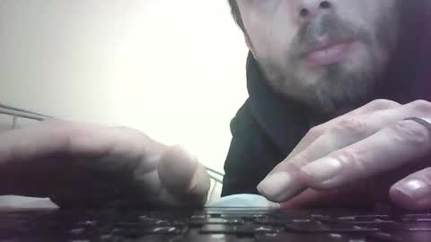 Callme arno online show from November 2025 07:51:02 PM