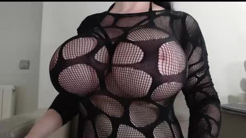 callme_kim online show from June 2026 11:23:01 AM