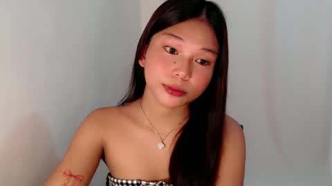 Snapshot of callme_remaxxx7 chatting on February 2025 01:27:01 AM Rema online show from February 2025 01:27:01 AM