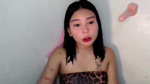 Snapshot of callme_remaxxx7 chatting on November 2025 07:40:01 AM Rema online show from November 2025 07:40:01 AM