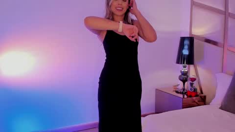 Anna Banana online show from February 2025 08:30:02 PM