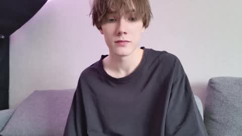 Snapshot of callmenineoneseven chatting on October 2025 12:39:02 PM Nick online show from October 2025 12:39:02 PM