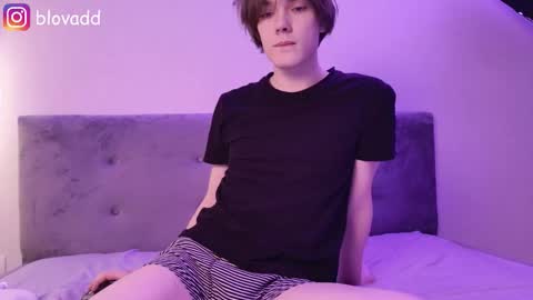 Snapshot of callmenineoneseven chatting on December 2025 08:46:01 PM Nick online show from December 2025 08:46:01 PM