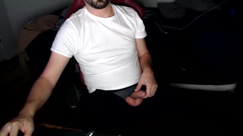 DesertBoy2023 online show from December 2025 08:43:01 AM