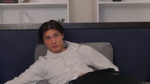 Calvin online show from January 2025 08:01:01 PM