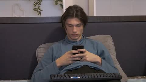 Calvin online show from January 2025 07:31:02 PM