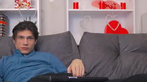 Calvin online show from February 2025 01:41:02 AM