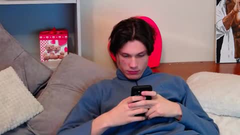 Calvin online show from February 2025 09:56:02 PM