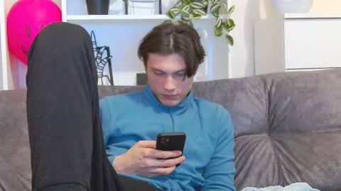 Calvin online show from February 2025 07:49:02 PM