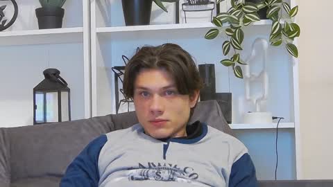 Calvin online show from February 2025 01:43:01 AM