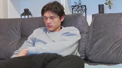 Calvin online show from March 2025 01:48:01 AM