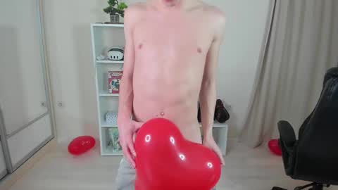 Snapshot of calvin_loves_you chatting on February 2025 10:10:02 PM Hey I am Calvin online show from February 2025 10:10:02 PM