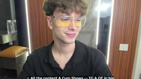 Hey I am Calvin  online show from April 2026 05:10:02 PM