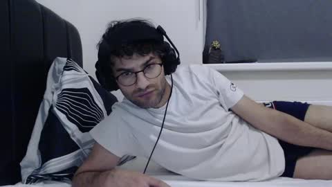 Snapshot of calvinjohnlad chatting on December 2024 11:53:01 PM Calvinjohnlad online show from December 2024 11:53:01 PM