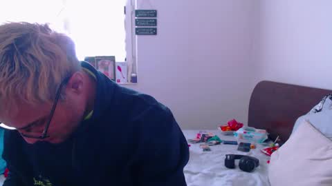 Snapshot of calvinjohnlad chatting on February 2025 07:54:02 AM Calvinjohnlad online show from February 2025 07:54:02 AM