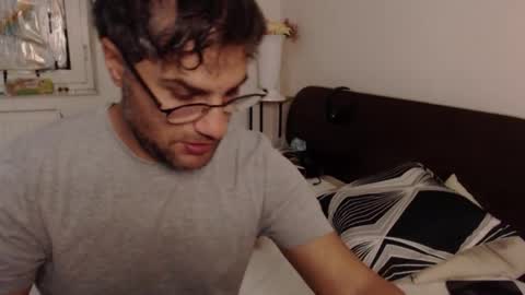 Calvinjohnlad online show from November 2025 06:31:02 PM