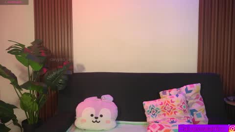 Calypso and Kayla online show from May 2026 06:36:02 PM