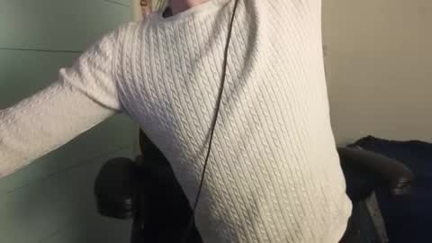 Calypso online show from November 2025 03:09:01 AM