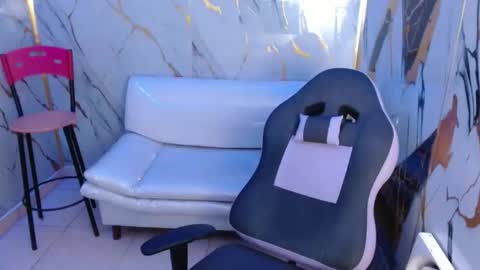 Snapshot of cam_xman chatting on February 2026 12:57:02 PM cam_xman online show from February 2026 12:57:02 PM