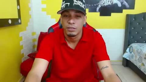 Snapshot of cam_xman chatting on March 2026 01:40:02 PM cam_xman online show from March 2026 01:40:02 PM