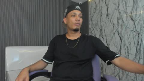 Snapshot of cam_xman chatting on April 2026 03:06:01 PM cam_xman online show from April 2026 03:06:01 PM