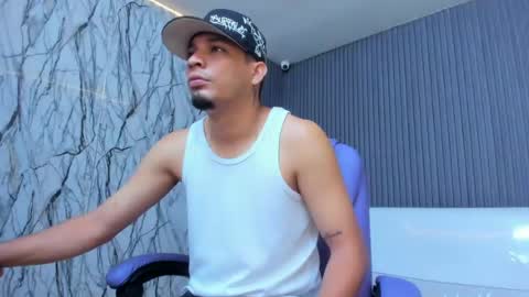 Snapshot of cam_xman chatting on June 2026 12:55:01 PM cam_xman online show from June 2026 12:55:01 PM