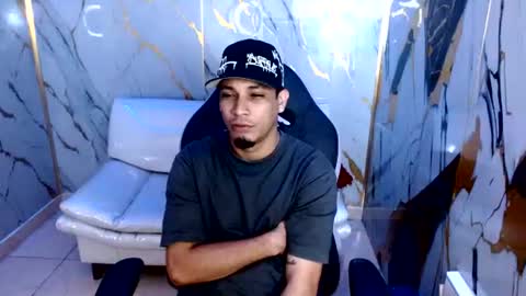 Snapshot of cam_xman chatting on June 2026 01:58:02 PM cam_xman online show from June 2026 01:58:02 PM