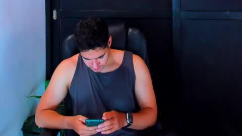 Snapshot of camara110 chatting on December 2024 01:59:02 AM camara110 online show from December 2024 01:59:02 AM