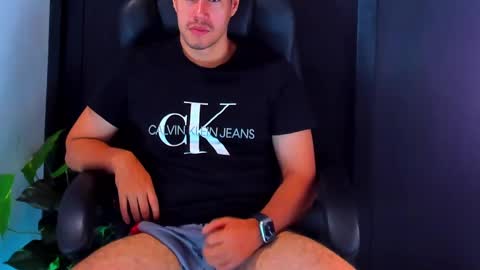 Snapshot of camara110 chatting on January 2025 11:55:01 PM camara110 online show from January 2025 11:55:01 PM