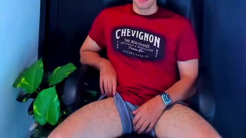 Snapshot of camara110 chatting on January 2025 04:30:02 AM camara110 online show from January 2025 04:30:02 AM