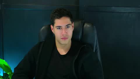 Snapshot of camara110 chatting on February 2025 04:54:02 AM camara110 online show from February 2025 04:54:02 AM