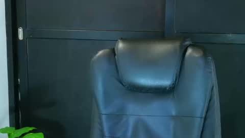 Snapshot of camara110 chatting on March 2025 10:02:02 PM camara110 online show from March 2025 10:02:02 PM