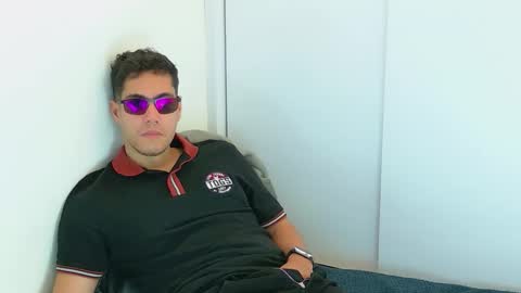 camara110 online show from November 2025 03:51:02 AM