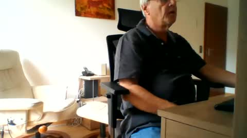 camcologne online show from June 2026 08:24:02 AM