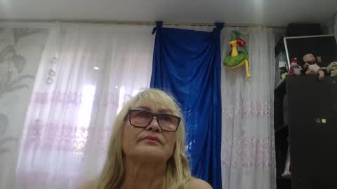 CamDiva1 online show from September 2025 11:59:01 AM
