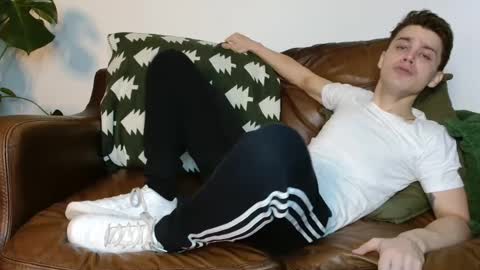 CamDoAttitude online show from December 2024 12:44:01 PM