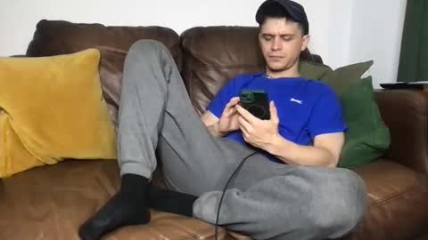 CamDoAttitude online show from May 2026 09:33:02 PM