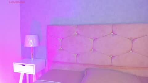 Snapshot of cameliaa_smiith chatting on September 2025 03:30:01 AM Camelia Smith online show from September 2025 03:30:01 AM