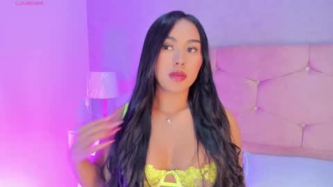 Camelia Smith online show from September 2025 04:16:01 AM