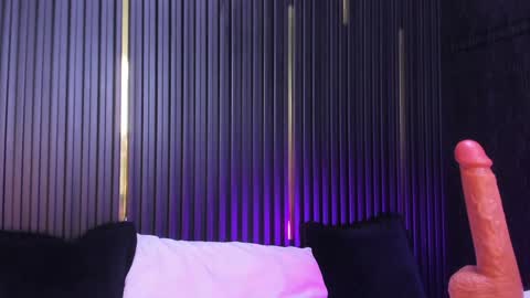 Snapshot of cameron_blake_ chatting on January 2025 09:27:01 AM CAMERON online show from January 2025 09:27:01 AM