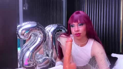 Snapshot of cameron_blake_ chatting on February 2025 06:21:01 AM CAMERON online show from February 2025 06:21:01 AM