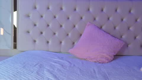 cameron_hearts online show from April 2026 12:10:02 PM