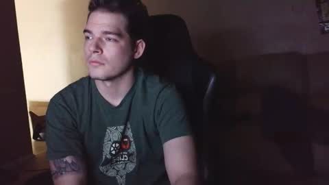 Snapshot of camerondt chatting on December 2025 06:21:01 AM camerondt online show from December 2025 06:21:01 AM