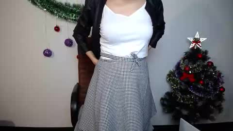 Snapshot of cameronenns chatting on December 2025 07:31:02 PM Cameronenns online show from December 2025 07:31:02 PM